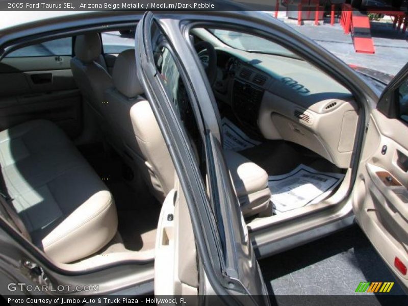 Arizona Beige Metallic / Medium/Dark Pebble 2005 Ford Taurus SEL