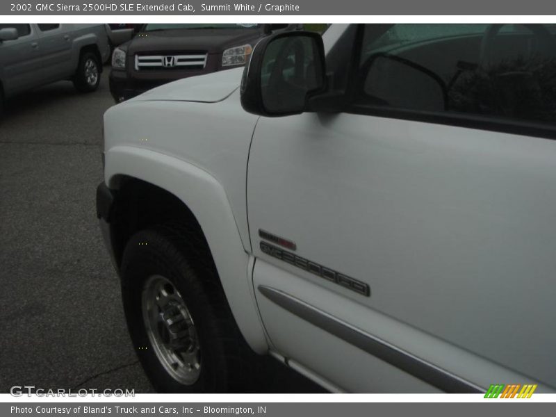 Summit White / Graphite 2002 GMC Sierra 2500HD SLE Extended Cab