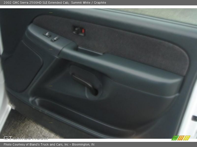 Summit White / Graphite 2002 GMC Sierra 2500HD SLE Extended Cab