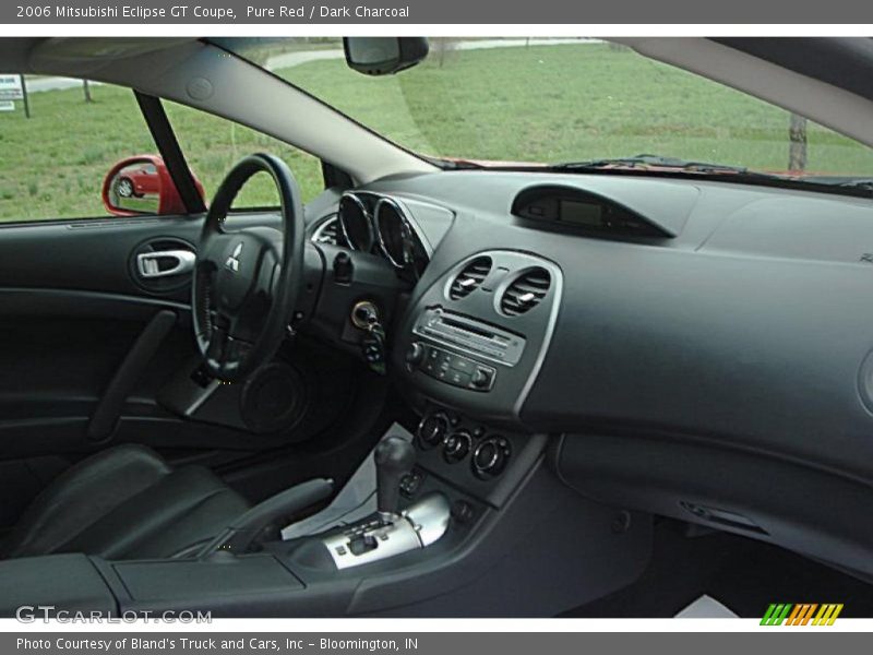Dashboard of 2006 Eclipse GT Coupe