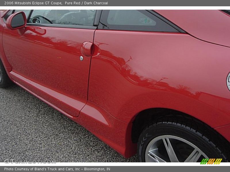 Pure Red / Dark Charcoal 2006 Mitsubishi Eclipse GT Coupe