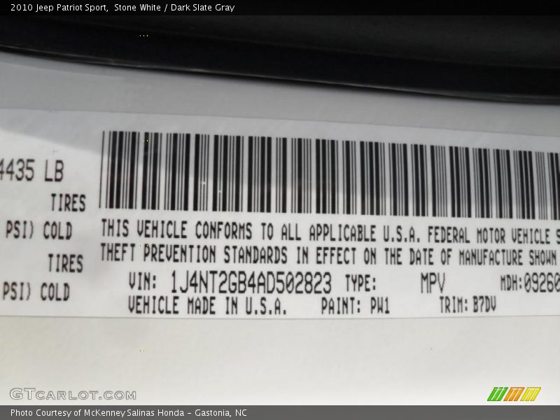 Stone White / Dark Slate Gray 2010 Jeep Patriot Sport