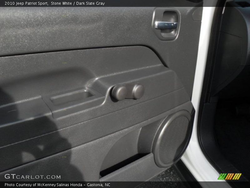 Stone White / Dark Slate Gray 2010 Jeep Patriot Sport