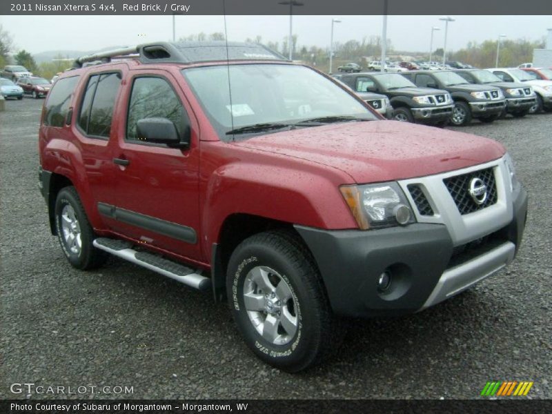 Front 3/4 View of 2011 Xterra S 4x4