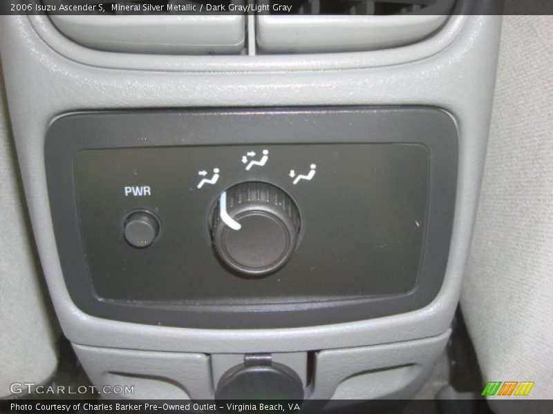 Mineral Silver Metallic / Dark Gray/Light Gray 2006 Isuzu Ascender S