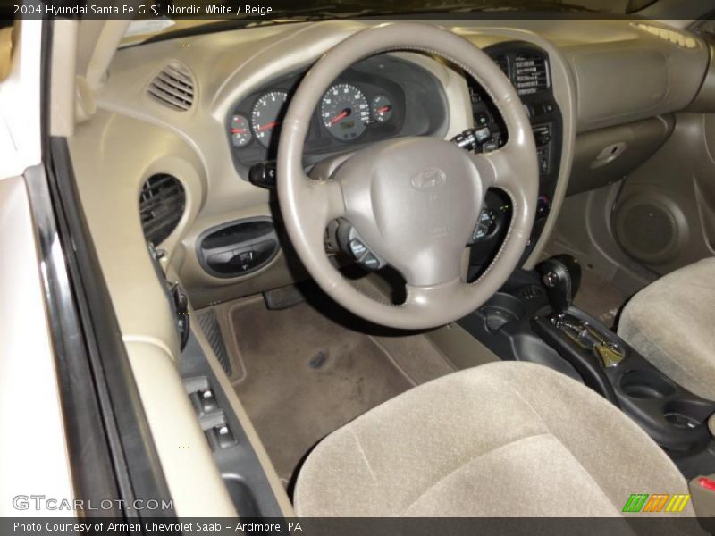 Nordic White / Beige 2004 Hyundai Santa Fe GLS