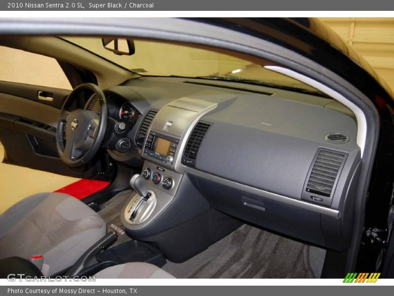 Super Black / Charcoal 2010 Nissan Sentra 2.0 SL