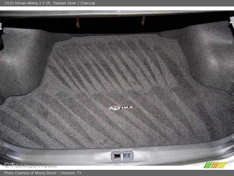 Radiant Silver / Charcoal 2010 Nissan Altima 3.5 SR