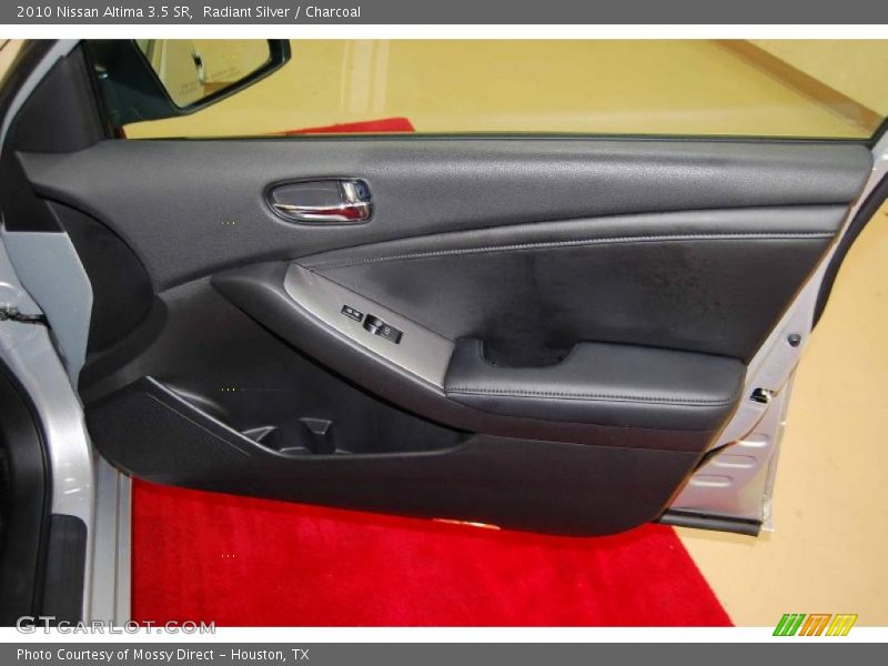 Radiant Silver / Charcoal 2010 Nissan Altima 3.5 SR