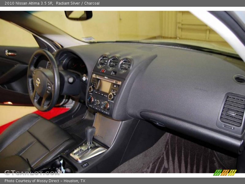Radiant Silver / Charcoal 2010 Nissan Altima 3.5 SR