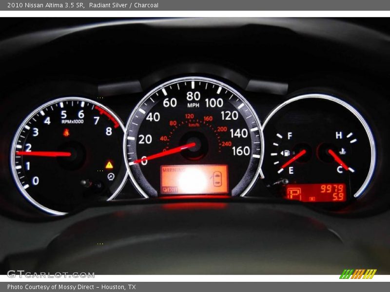 Radiant Silver / Charcoal 2010 Nissan Altima 3.5 SR