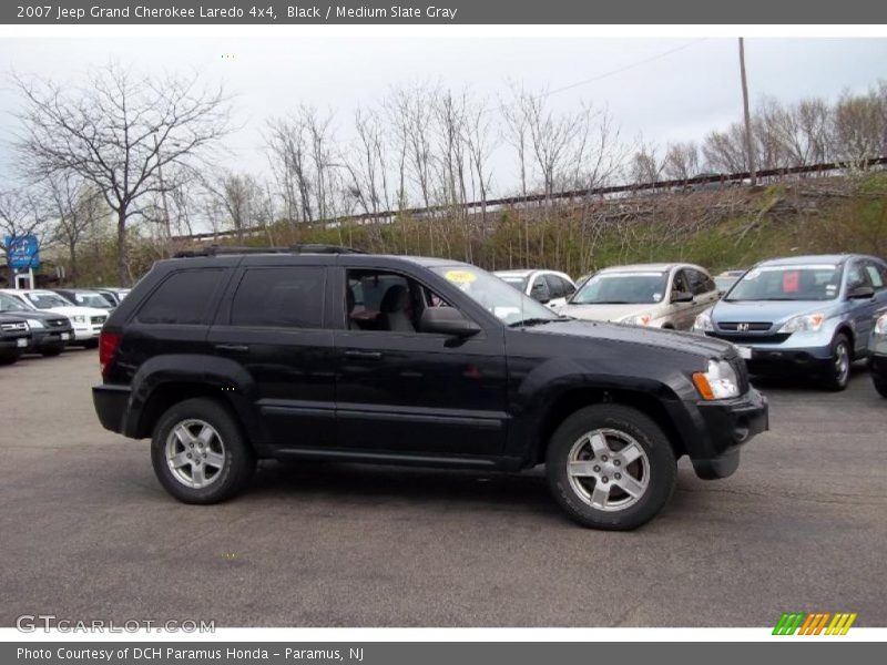 Black / Medium Slate Gray 2007 Jeep Grand Cherokee Laredo 4x4