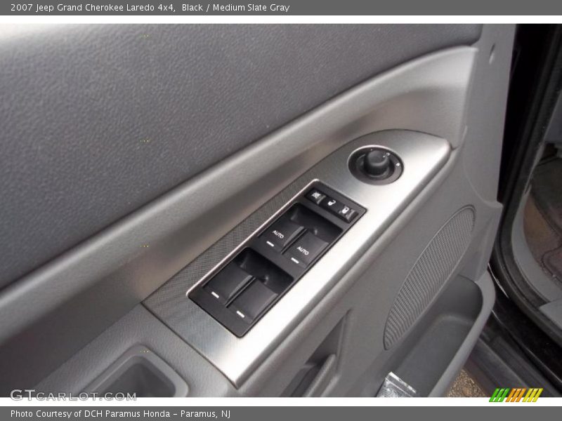 Black / Medium Slate Gray 2007 Jeep Grand Cherokee Laredo 4x4