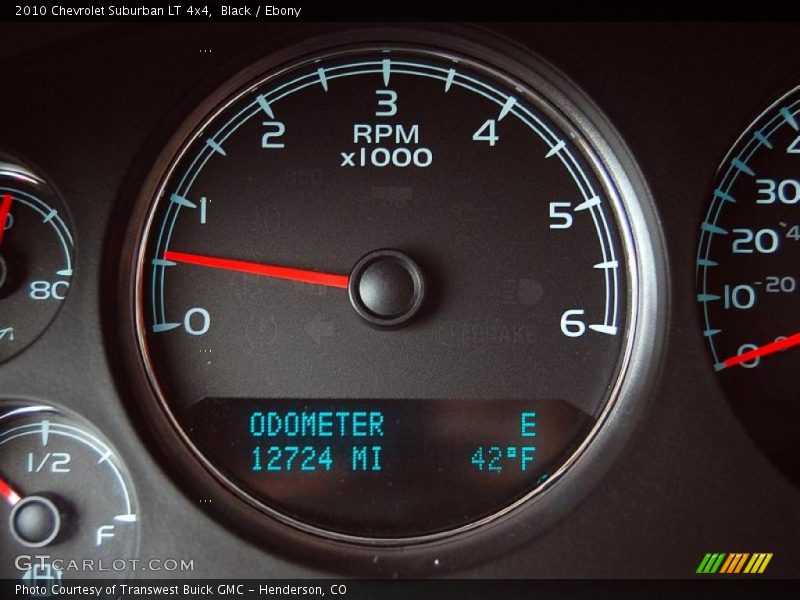 Black / Ebony 2010 Chevrolet Suburban LT 4x4