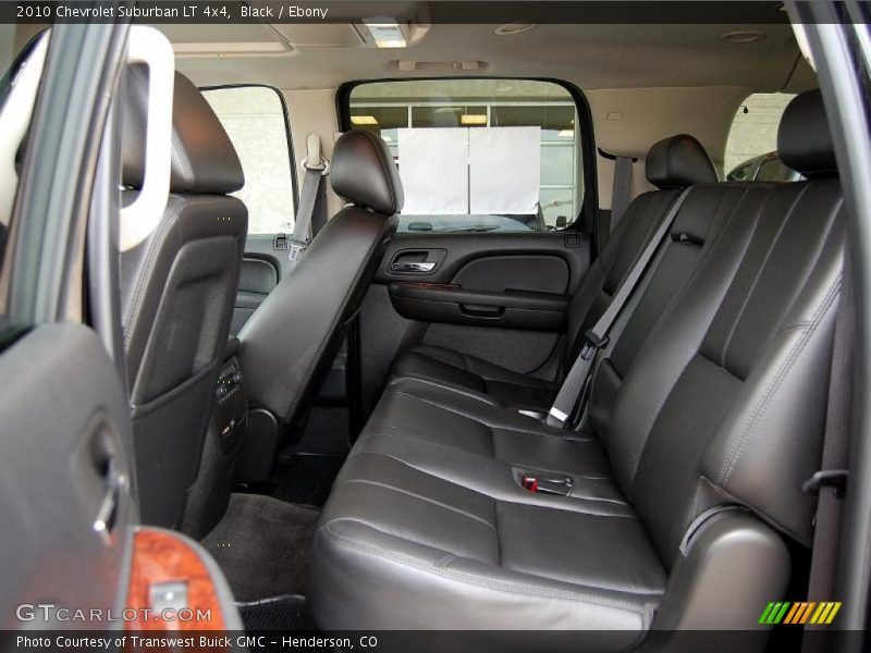 Black / Ebony 2010 Chevrolet Suburban LT 4x4