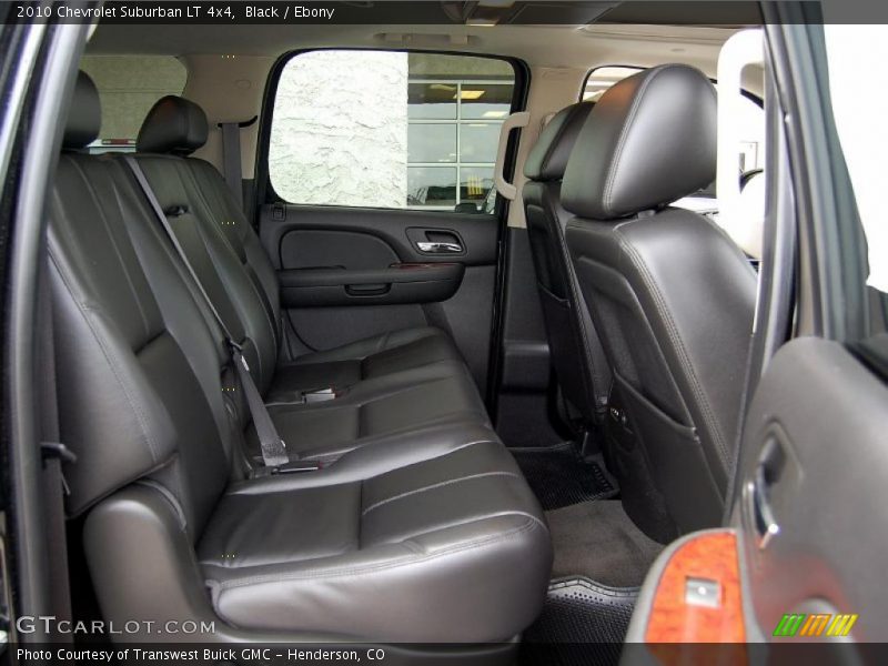 Black / Ebony 2010 Chevrolet Suburban LT 4x4