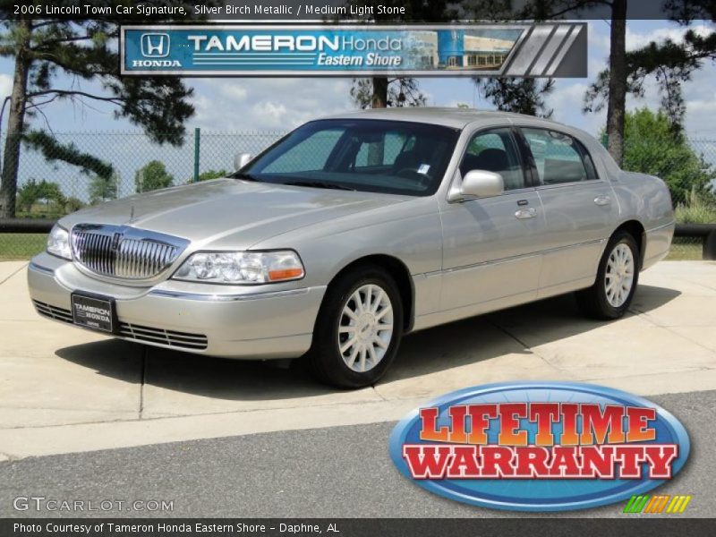 Silver Birch Metallic / Medium Light Stone 2006 Lincoln Town Car Signature