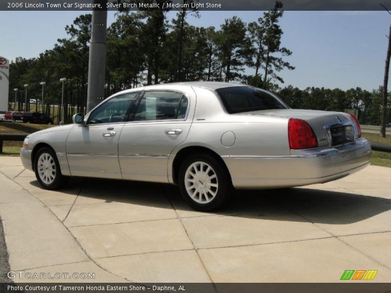 Silver Birch Metallic / Medium Light Stone 2006 Lincoln Town Car Signature