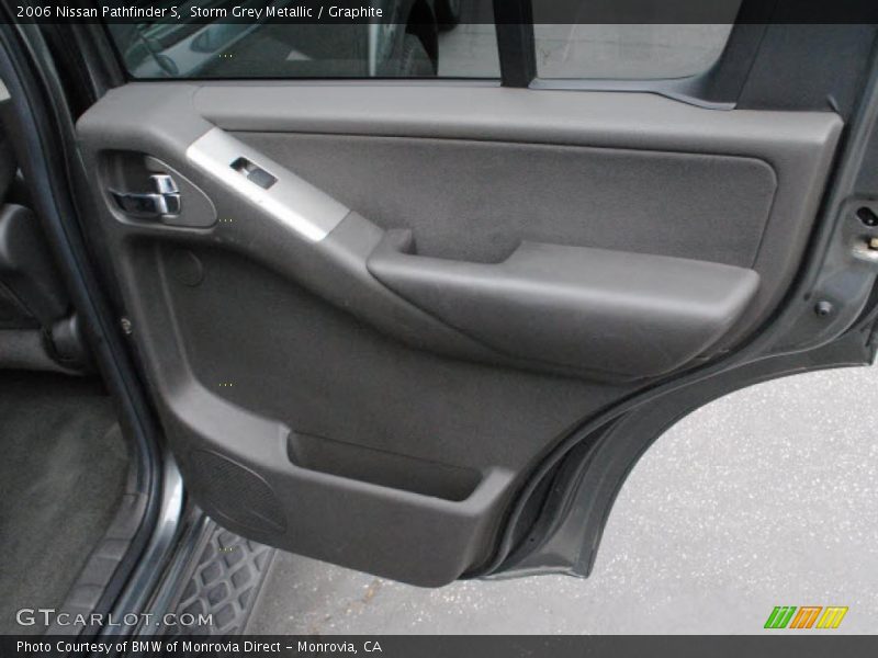 Storm Grey Metallic / Graphite 2006 Nissan Pathfinder S