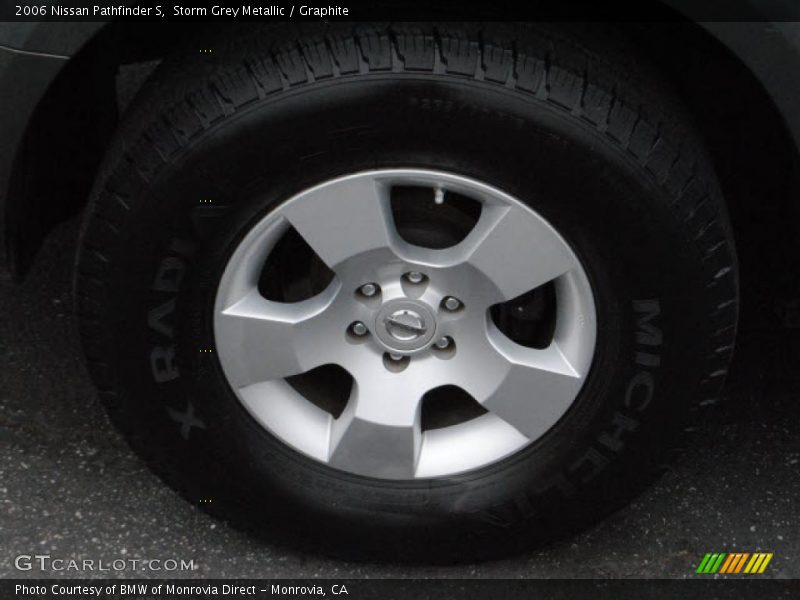 Storm Grey Metallic / Graphite 2006 Nissan Pathfinder S