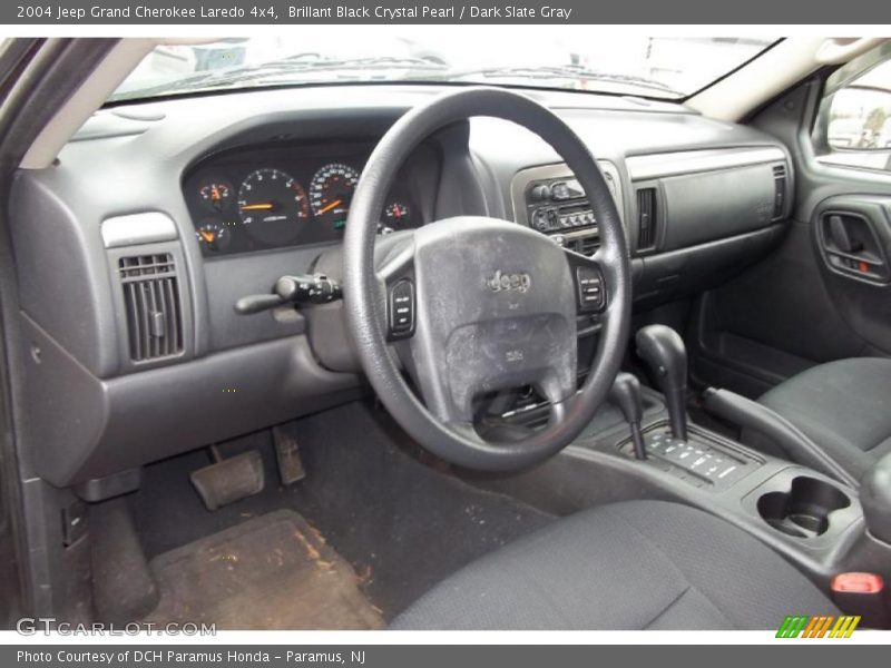 Brillant Black Crystal Pearl / Dark Slate Gray 2004 Jeep Grand Cherokee Laredo 4x4
