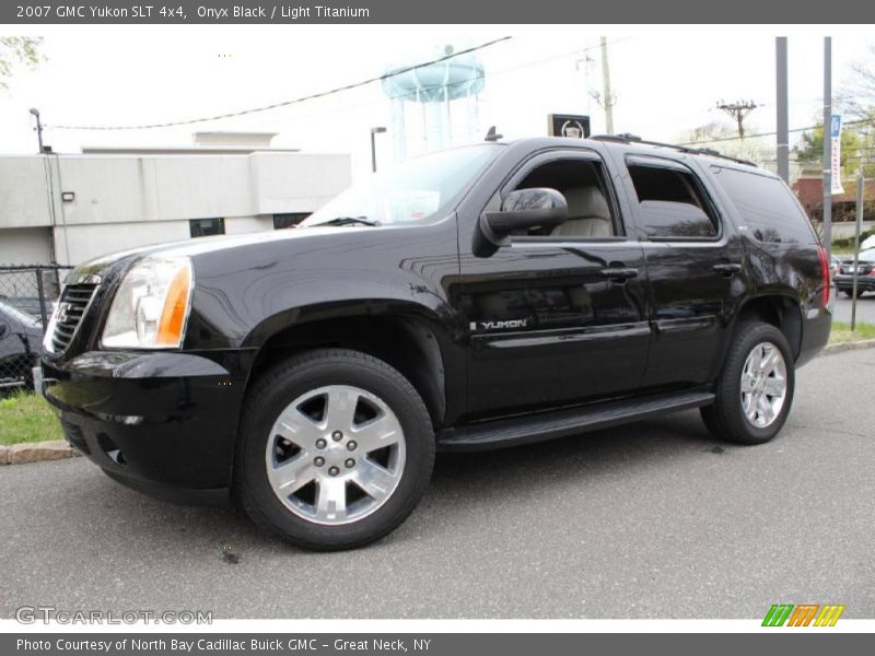 Onyx Black / Light Titanium 2007 GMC Yukon SLT 4x4