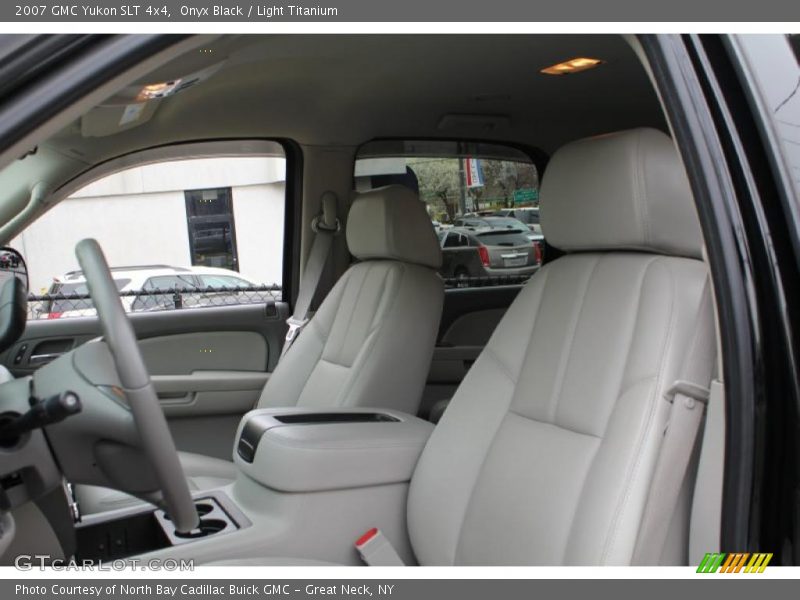 Onyx Black / Light Titanium 2007 GMC Yukon SLT 4x4