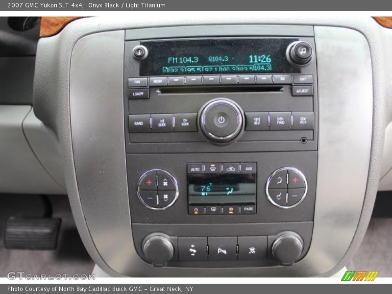 Controls of 2007 Yukon SLT 4x4