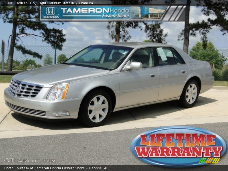 Light Platinum Metallic / Titanium 2006 Cadillac DTS