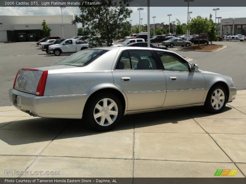 Light Platinum Metallic / Titanium 2006 Cadillac DTS