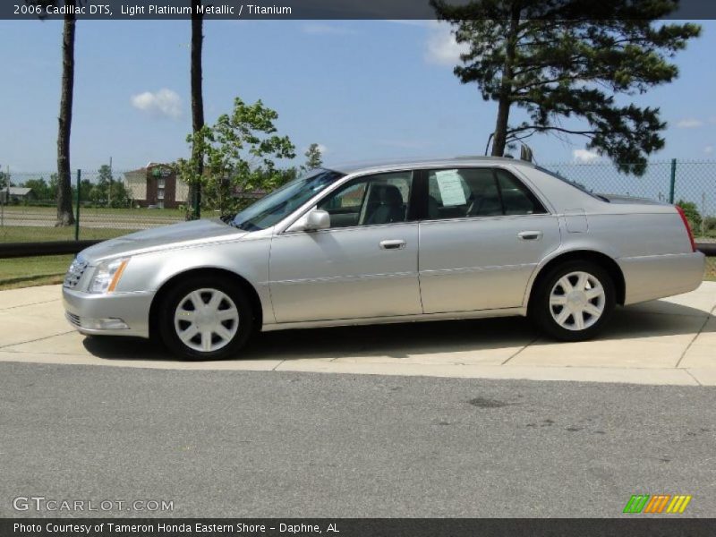 Light Platinum Metallic / Titanium 2006 Cadillac DTS