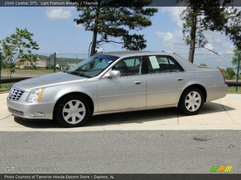 Light Platinum Metallic / Titanium 2006 Cadillac DTS