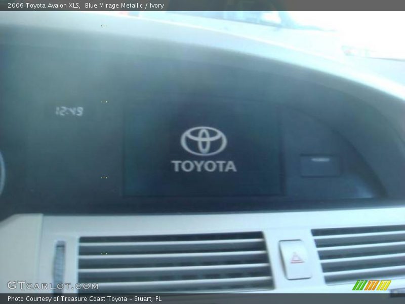 Blue Mirage Metallic / Ivory 2006 Toyota Avalon XLS