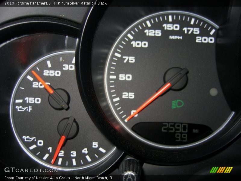  2010 Panamera S S Gauges