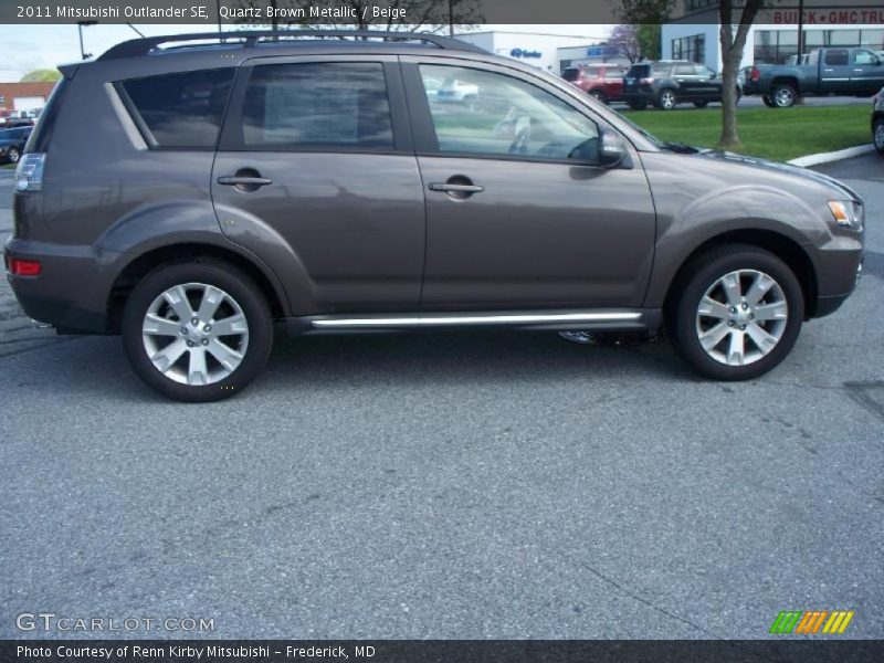 Quartz Brown Metallic / Beige 2011 Mitsubishi Outlander SE