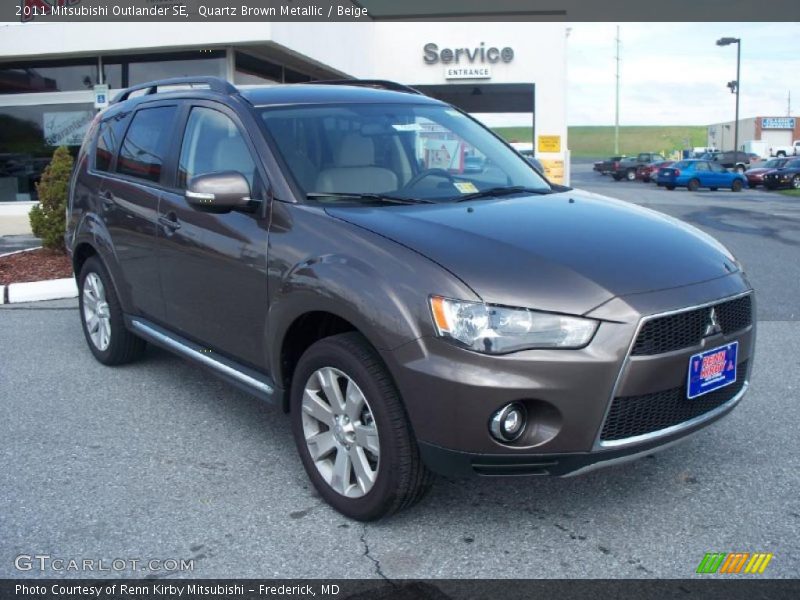 Quartz Brown Metallic / Beige 2011 Mitsubishi Outlander SE