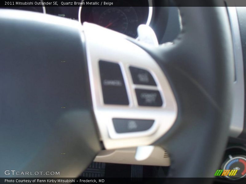 Quartz Brown Metallic / Beige 2011 Mitsubishi Outlander SE