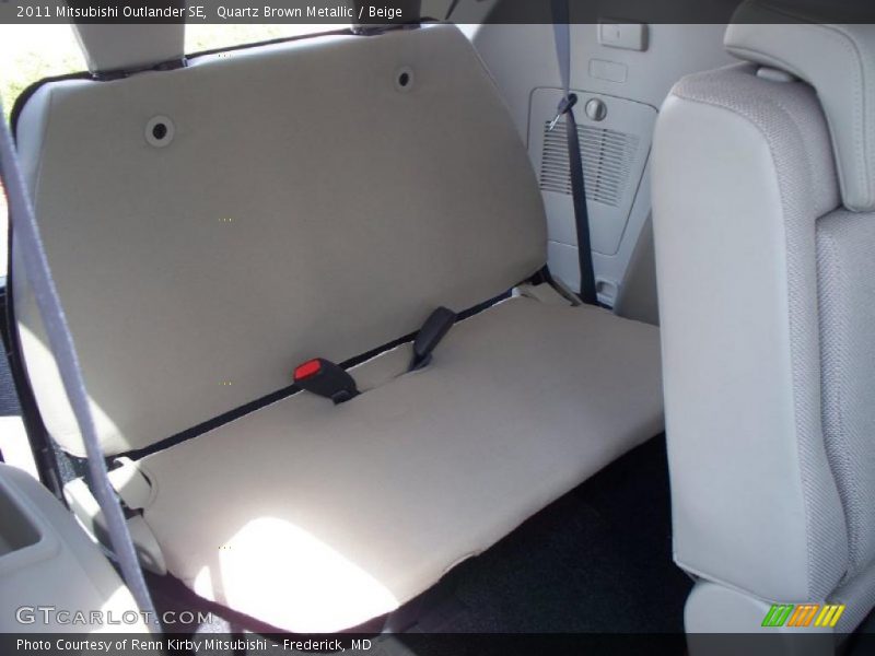 Quartz Brown Metallic / Beige 2011 Mitsubishi Outlander SE