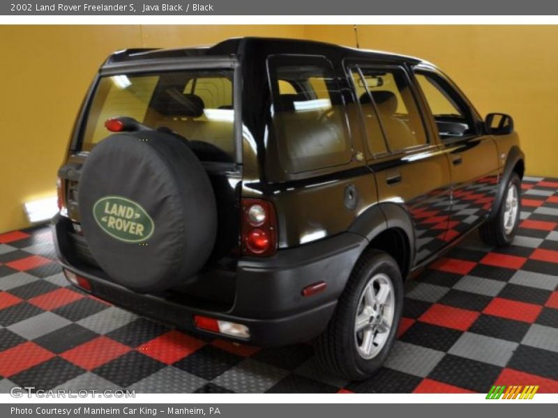 Java Black / Black 2002 Land Rover Freelander S