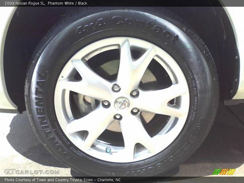 Phantom White / Black 2009 Nissan Rogue SL
