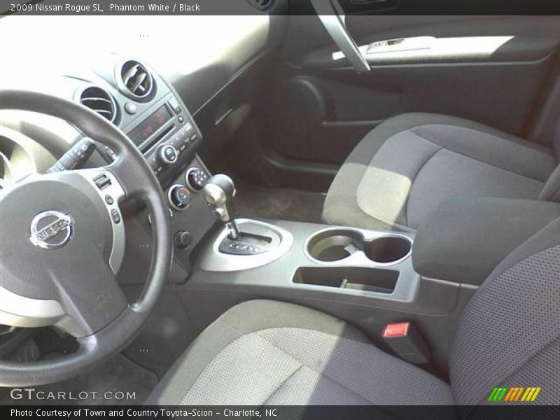 Phantom White / Black 2009 Nissan Rogue SL