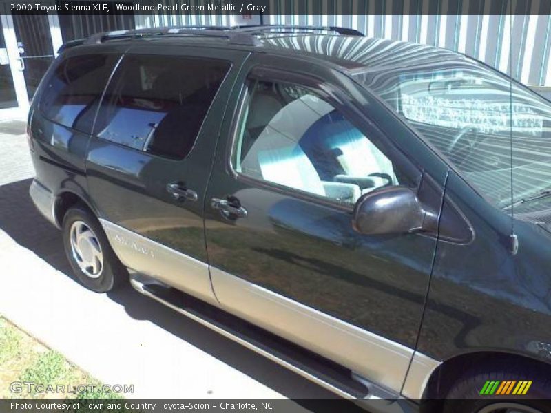 Woodland Pearl Green Metallic / Gray 2000 Toyota Sienna XLE