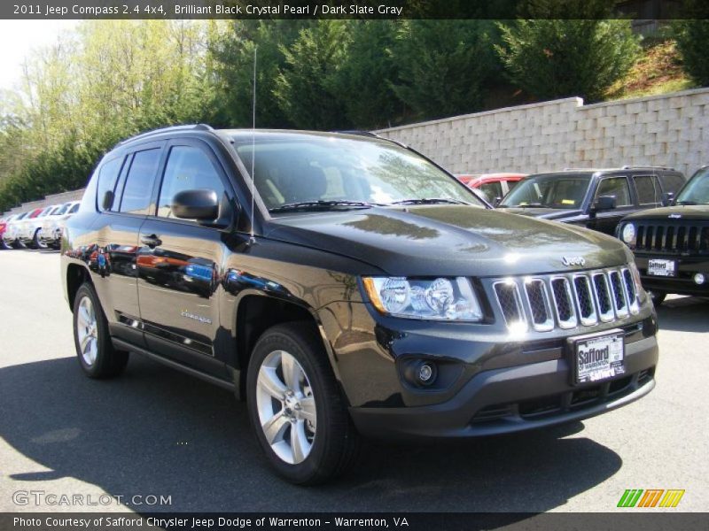 Brilliant Black Crystal Pearl / Dark Slate Gray 2011 Jeep Compass 2.4 4x4