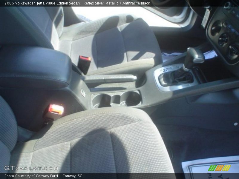 Reflex Silver Metallic / Anthracite Black 2006 Volkswagen Jetta Value Edition Sedan