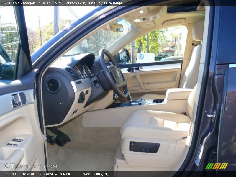 Alaska Grey Metallic / Pure Beige 2008 Volkswagen Touareg 2 VR6