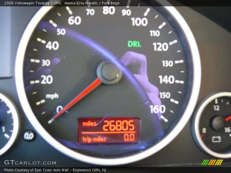 Alaska Grey Metallic / Pure Beige 2008 Volkswagen Touareg 2 VR6