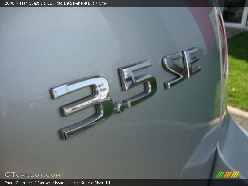 Radiant Silver Metallic / Gray 2008 Nissan Quest 3.5 SE