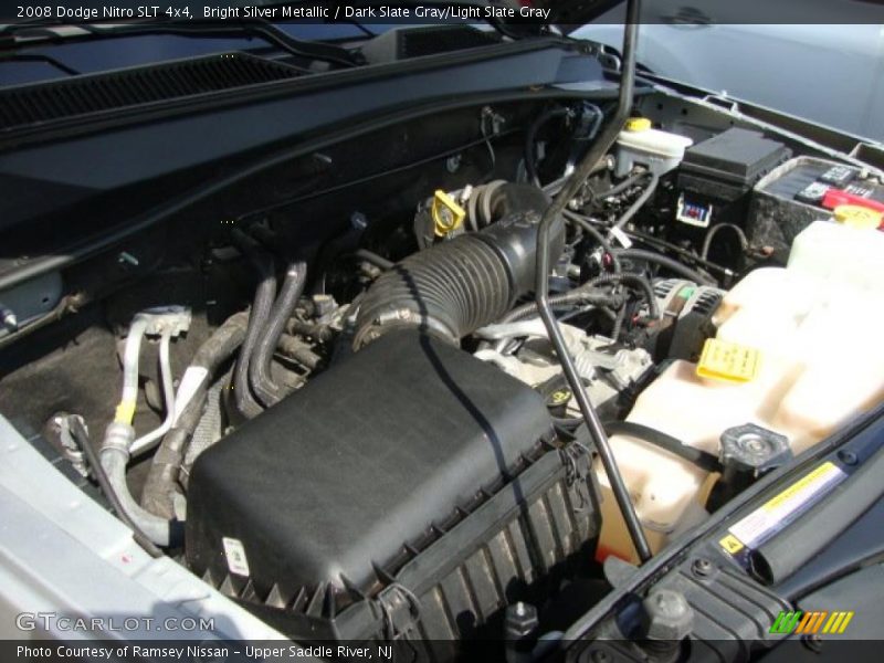 Bright Silver Metallic / Dark Slate Gray/Light Slate Gray 2008 Dodge Nitro SLT 4x4