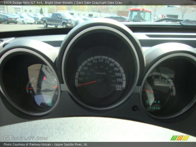 Bright Silver Metallic / Dark Slate Gray/Light Slate Gray 2008 Dodge Nitro SLT 4x4