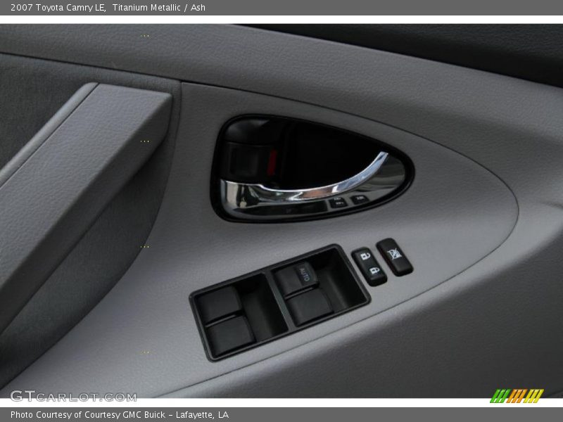 Titanium Metallic / Ash 2007 Toyota Camry LE